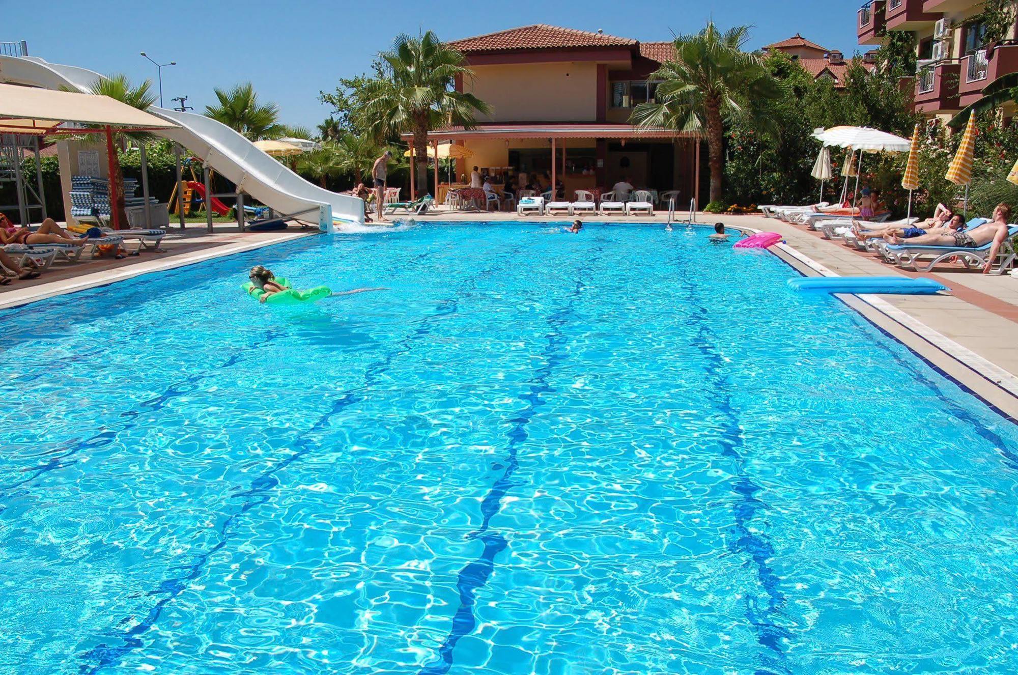 Silver Hotel Colakli Bagian luar foto